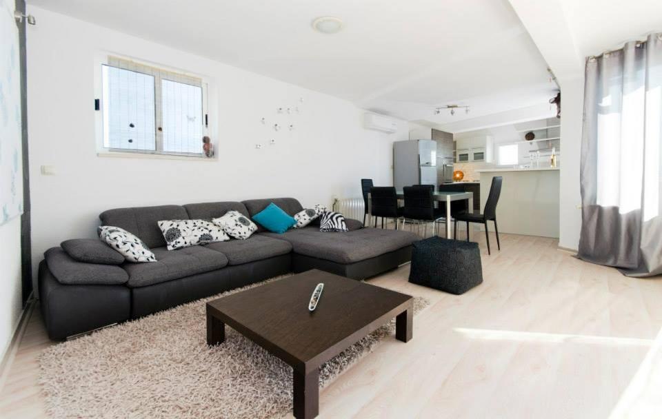 דרזניצה Villa Rozy מראה חיצוני תמונה